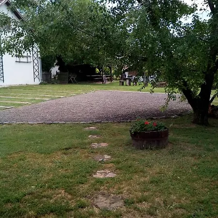 Kiad-lak - Szep Kartya Elfogado 아파트 *